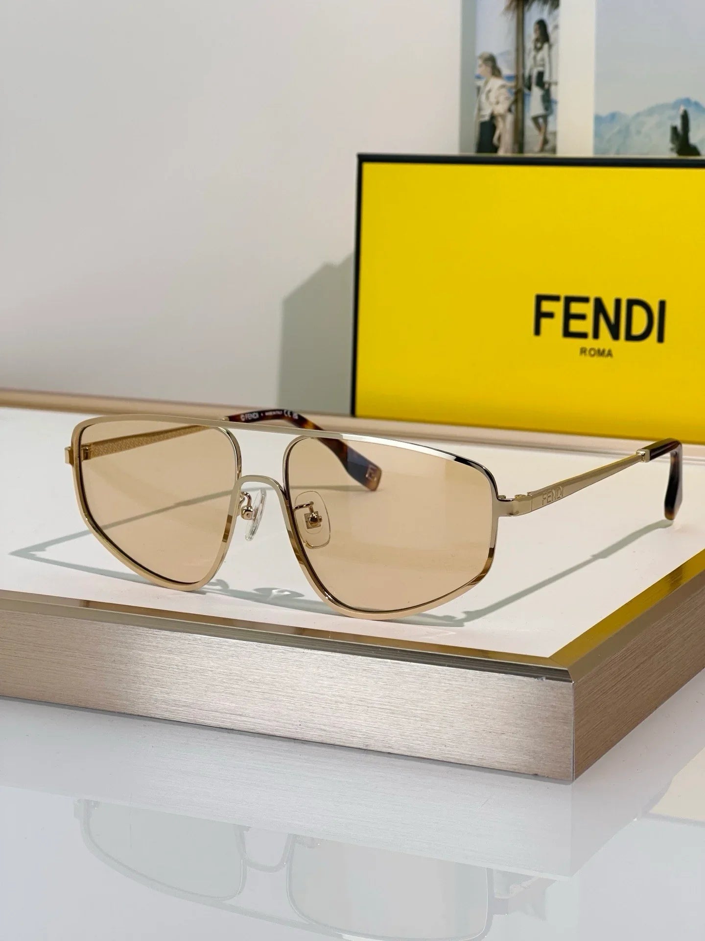 FENDI Travel FE50088U Sunglasses&Eyewear ✨