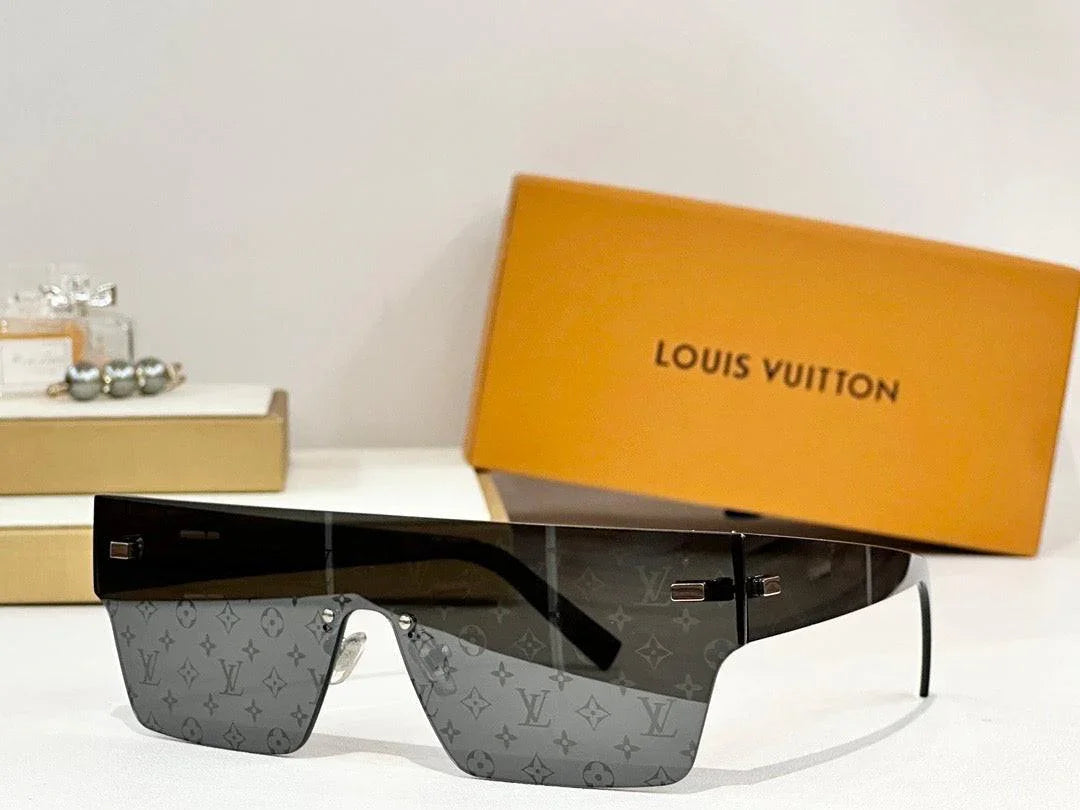 Louis Vuitton Z2206U LV Superlight Square Sunglasses  ✨