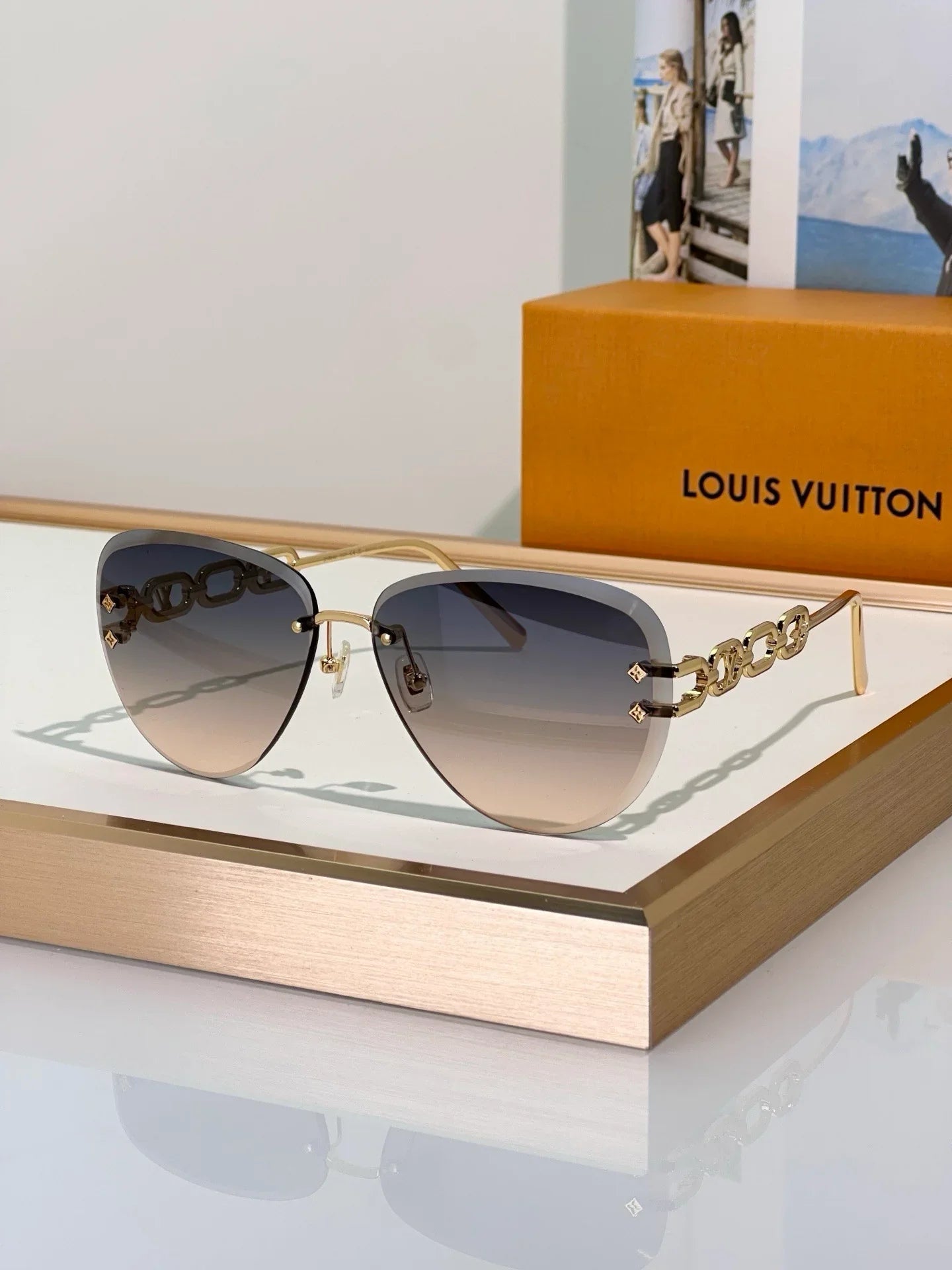 Louis Vuitton Z1854U LV Jewel Pilot Sunglasses NEW   ✨