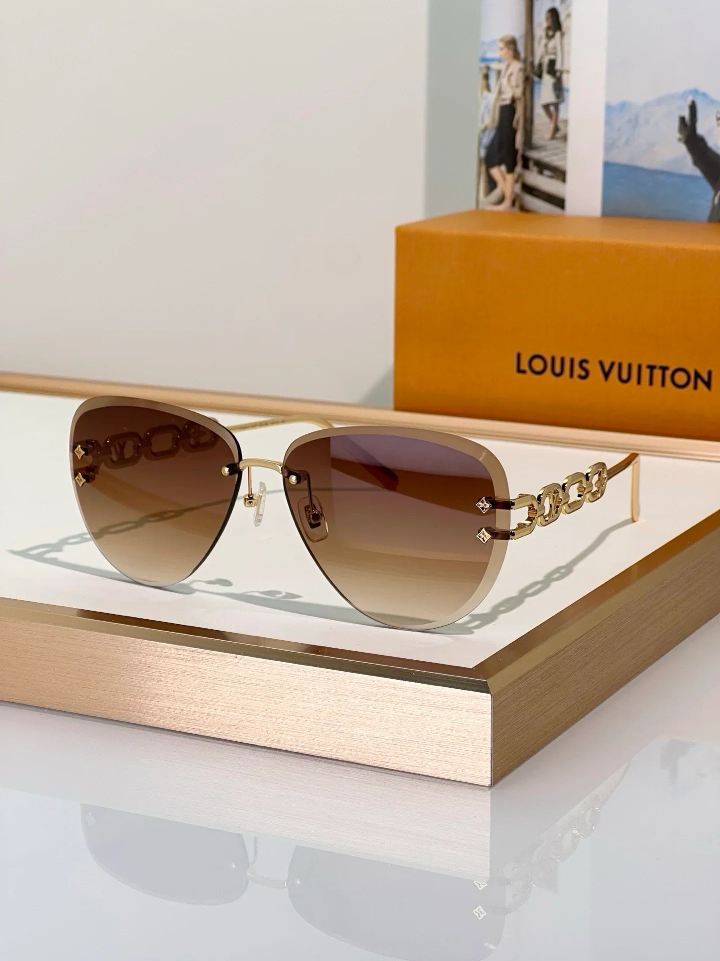 Louis Vuitton Z1854U LV Jewel Pilot Sunglasses NEW   ✨
