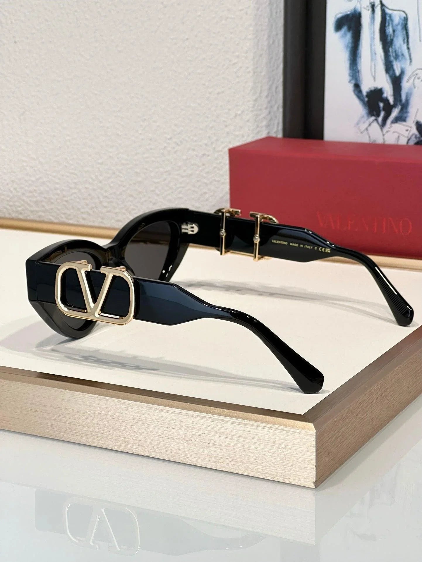 '-  Valentino KYLIE JENNER V-Due Acetate & Titanium Cat-Eye Sunglasses✨