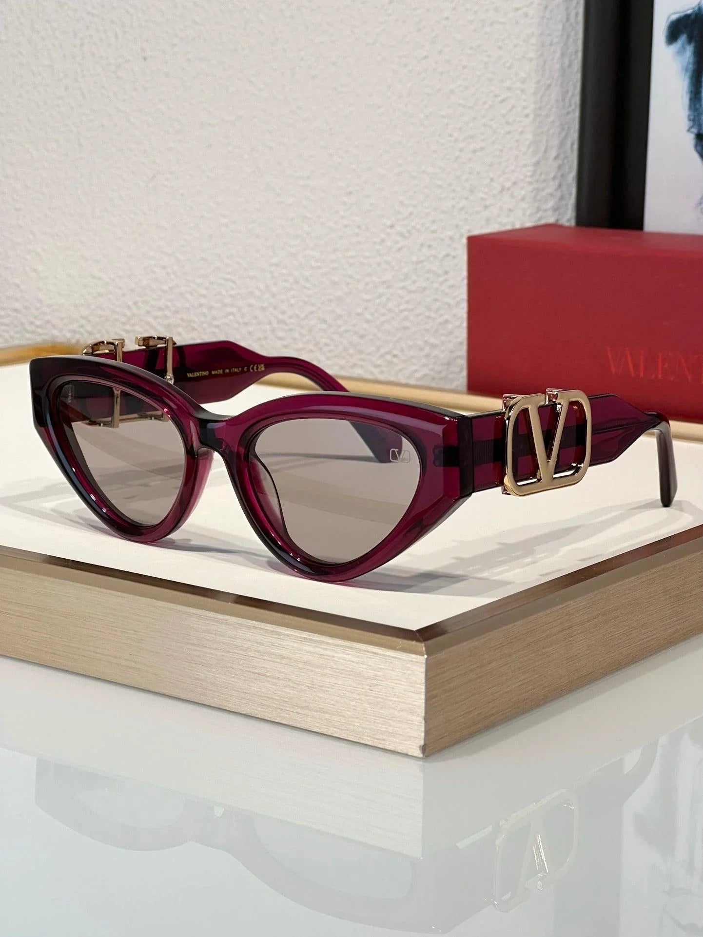 '-  Valentino KYLIE JENNER V-Due Acetate & Titanium Cat-Eye Sunglasses✨
