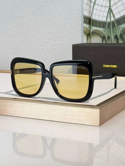 Tom Ford LORELAI TF1156 Women&
