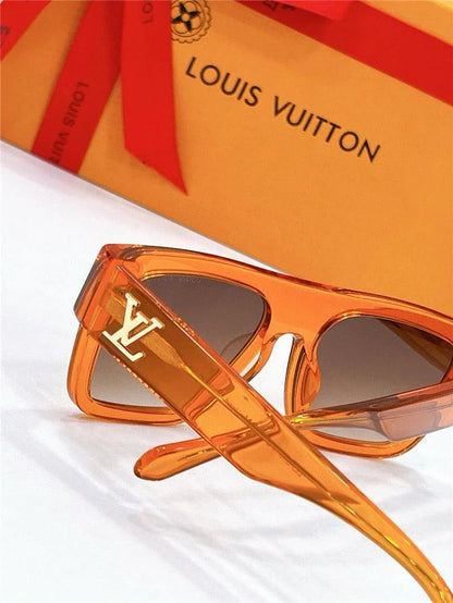 Louis Vuitton Z2125W LV Clash Square Large Sunglasses ✨