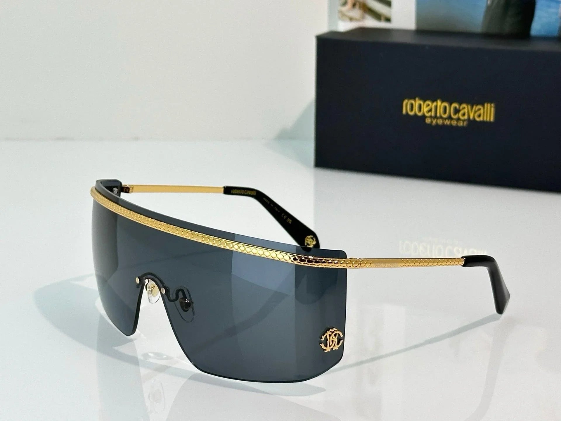 Roberto Cavalli SRC012  Sunglasses 🐍