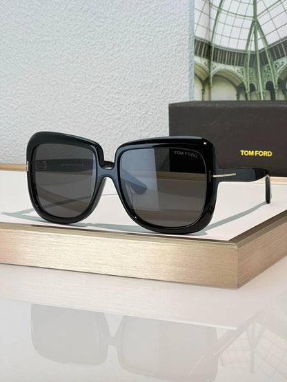 Tom Ford LORELAI TF1156 Women&