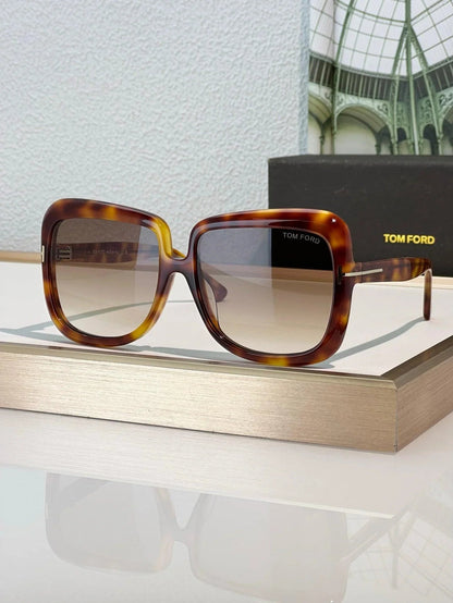Tom Ford LORELAI TF1156 Women&