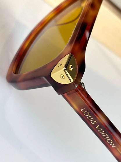 Louis Vuitton Z3158U New icon LV Heritage Square Sunglasses  ✨