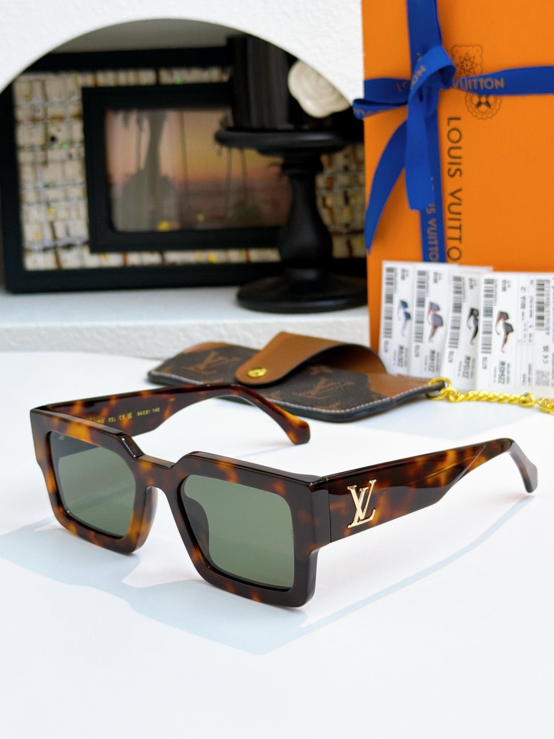 Louis Vuitton Z1579W LV Clash Square Sunglasses ✨
