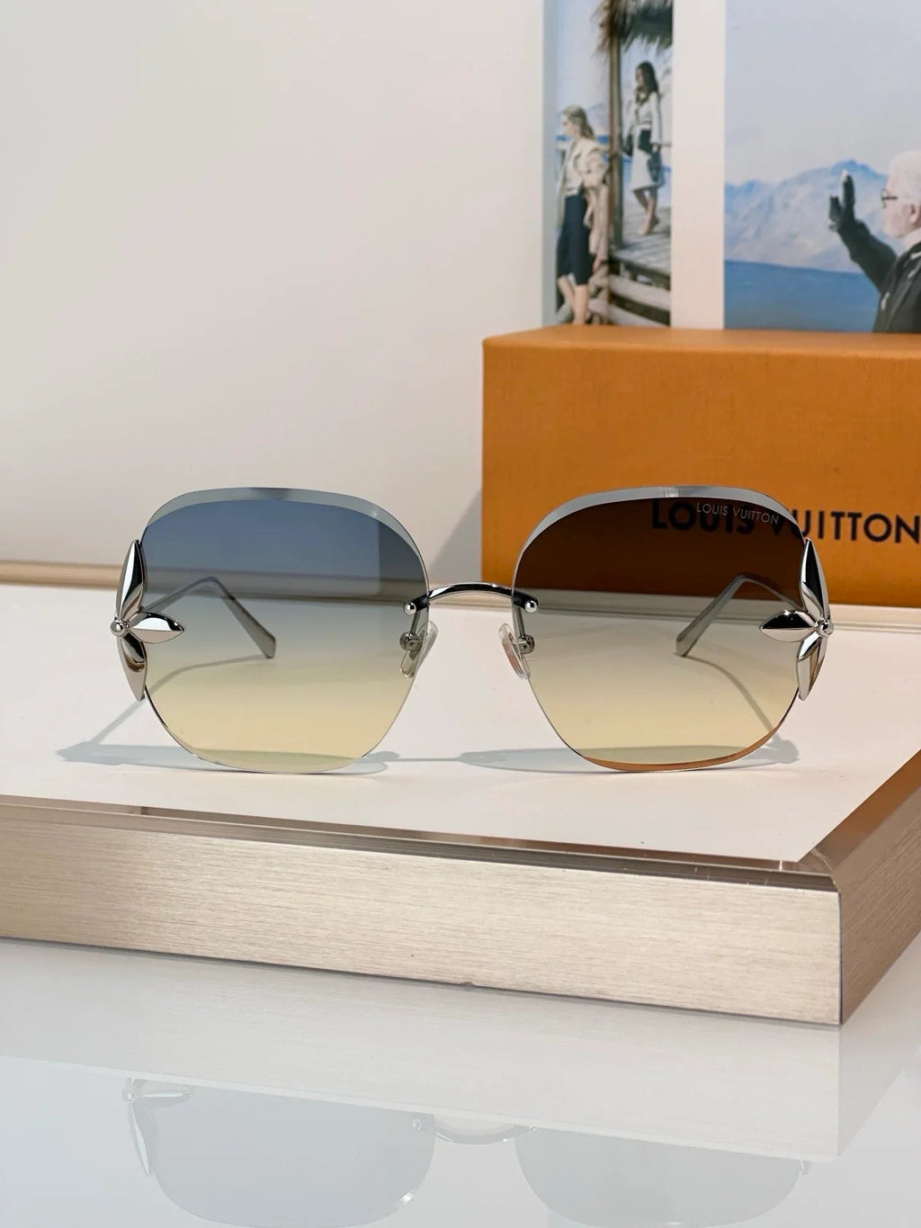 Louis Vuitton Z3169U Flower Edge Metal Square Sunglasses   ✨