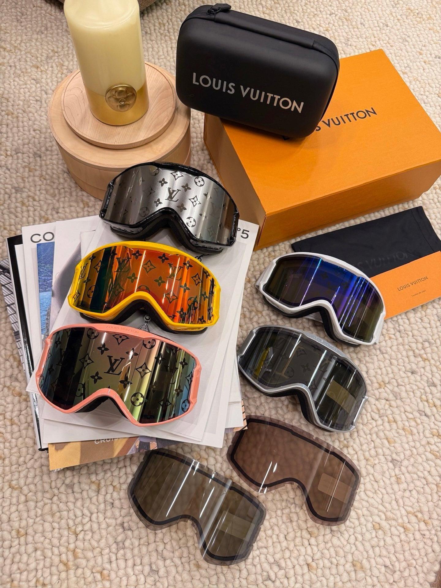 Louis Vuitton Z3137E LV Ski LV Snow Gradient Mask 🥽