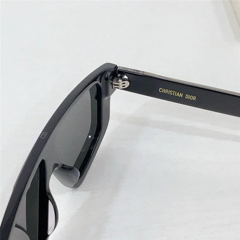 DIOR Dior CD Diamond M1U 78F0 With Interchangeable Magnetic Sunglasses✨