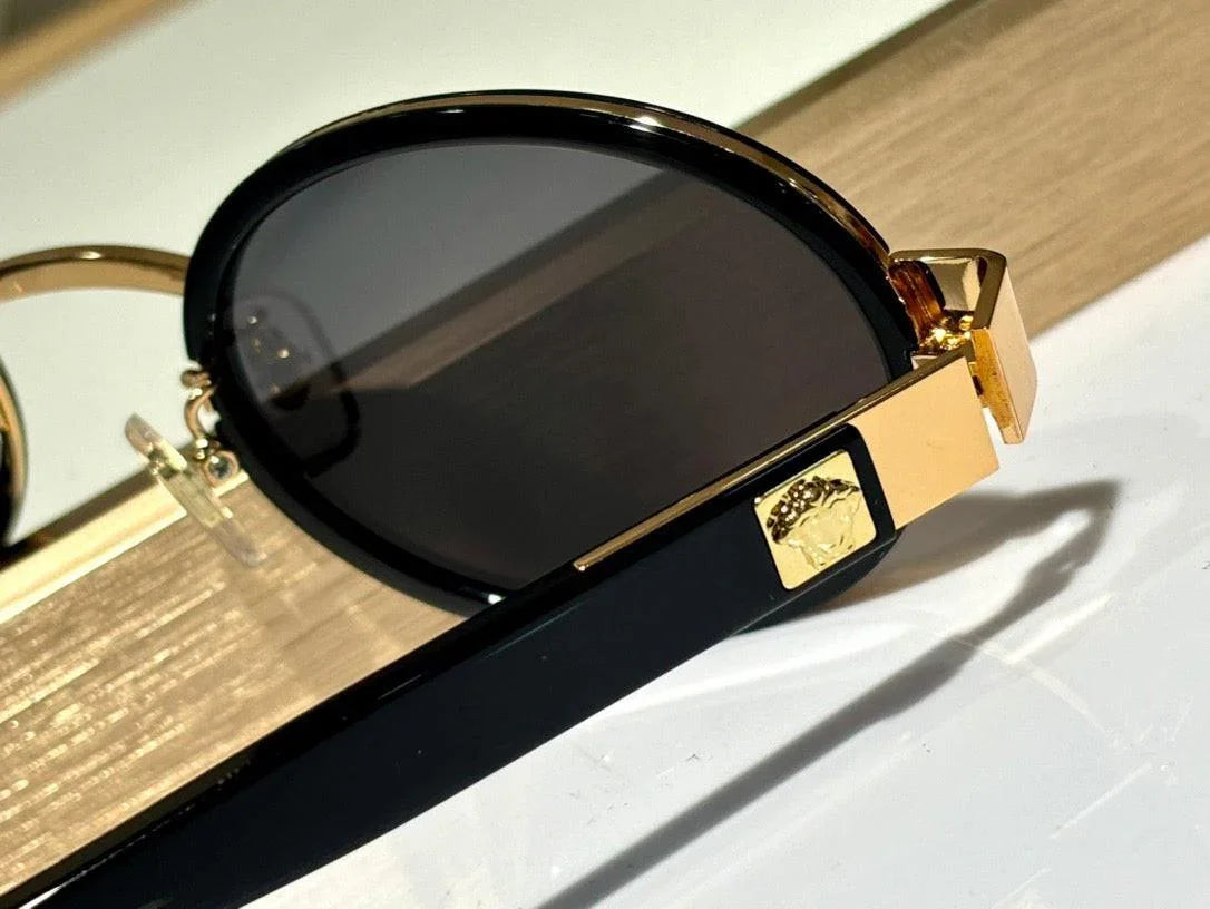 Gianni Versace X28 Vintage 90&
