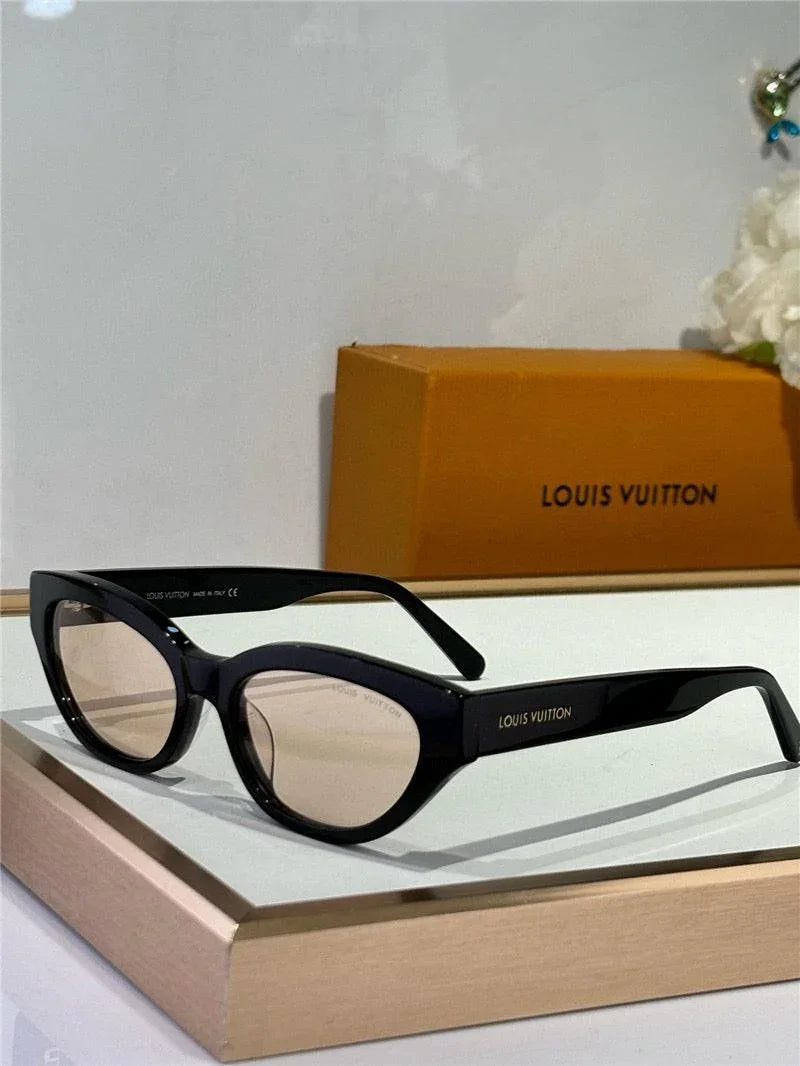 Louis Vuitton Z2481U LV Essential Cat Eye Sunglasses ✨