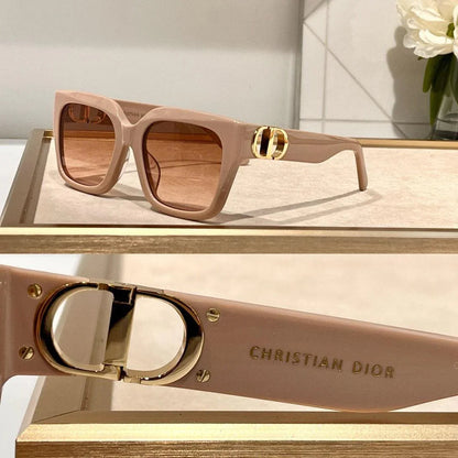 DIOR Sunglasses Dior 30Montaigne S8U Sunglasses✨