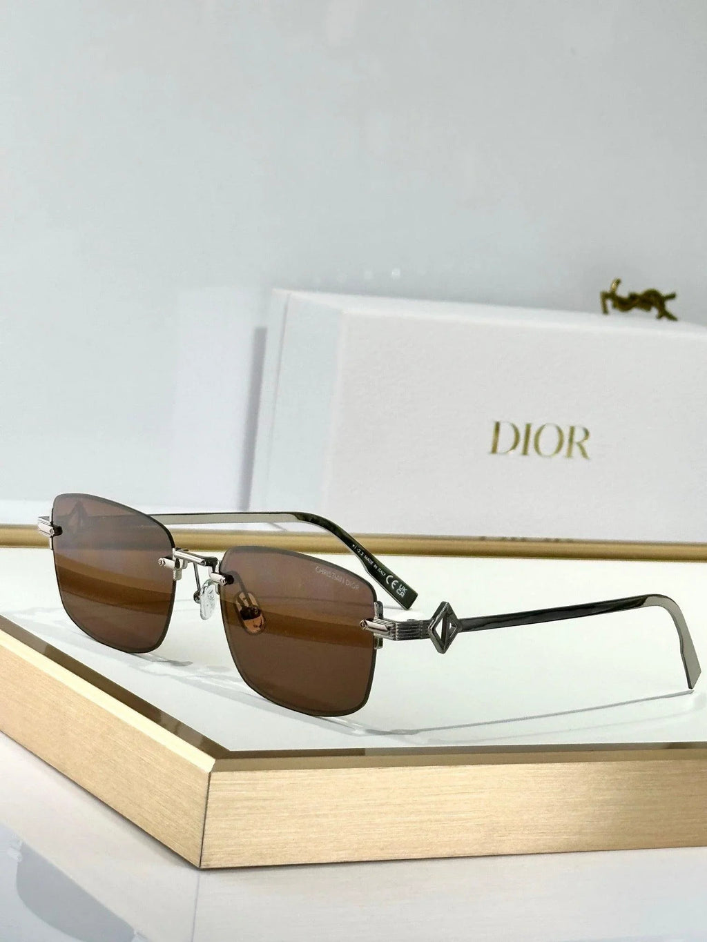 DIOR Dior CD Diamond S11U F2C0  Sunglasses ✨
