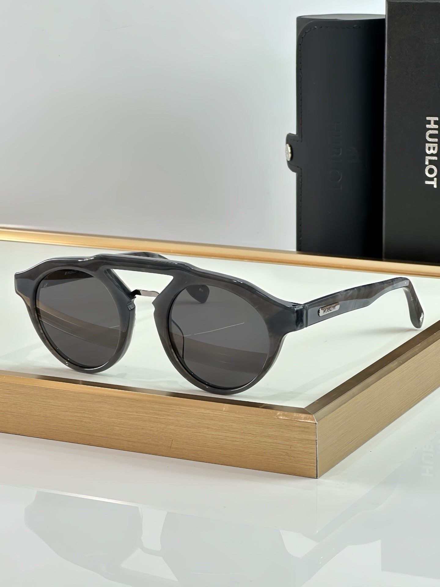 HUBLOT H090 Light Mirror Zeiss Lenses🔱