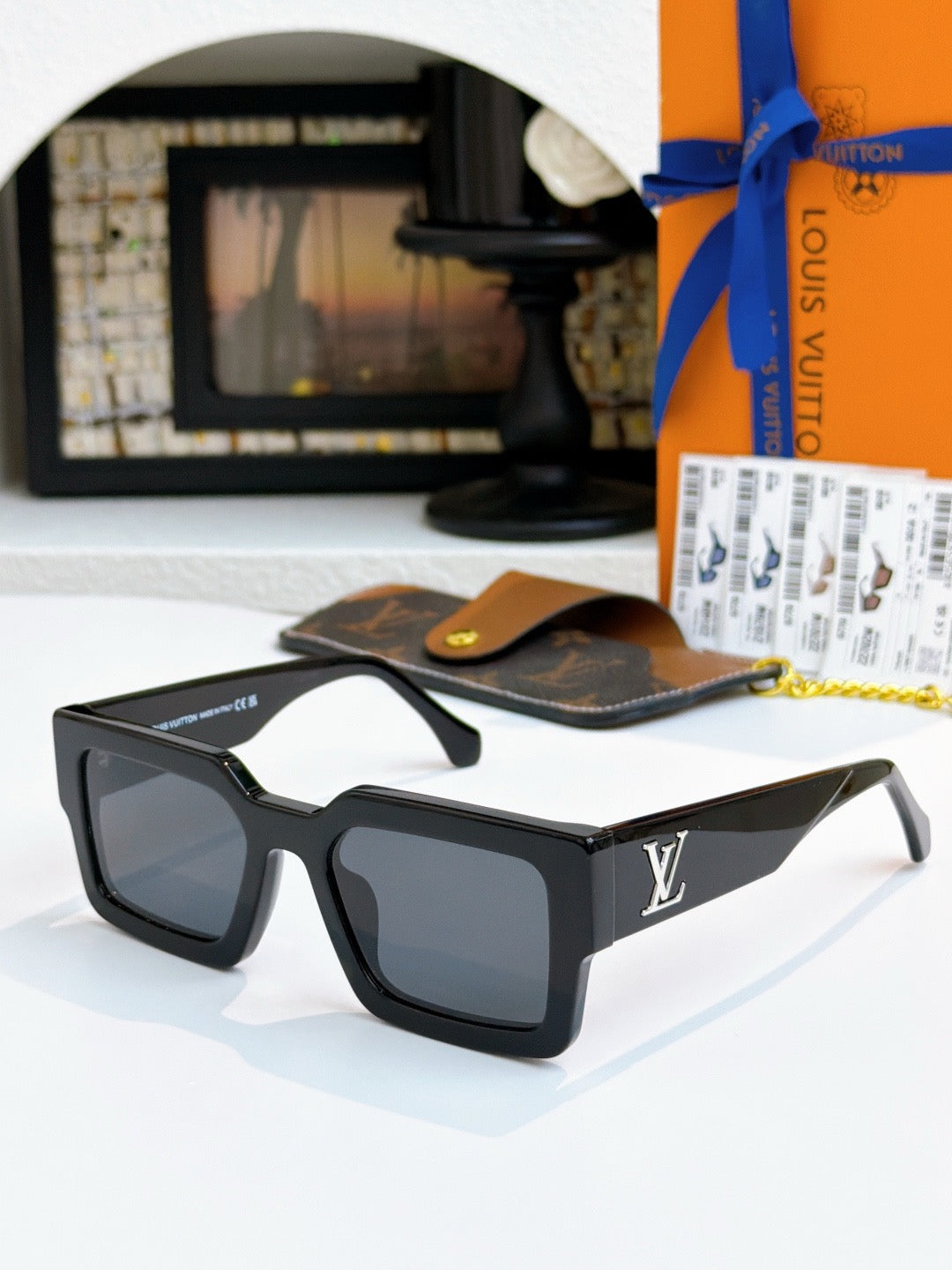 Louis Vuitton Z1579W LV Clash Square Sunglasses ✨