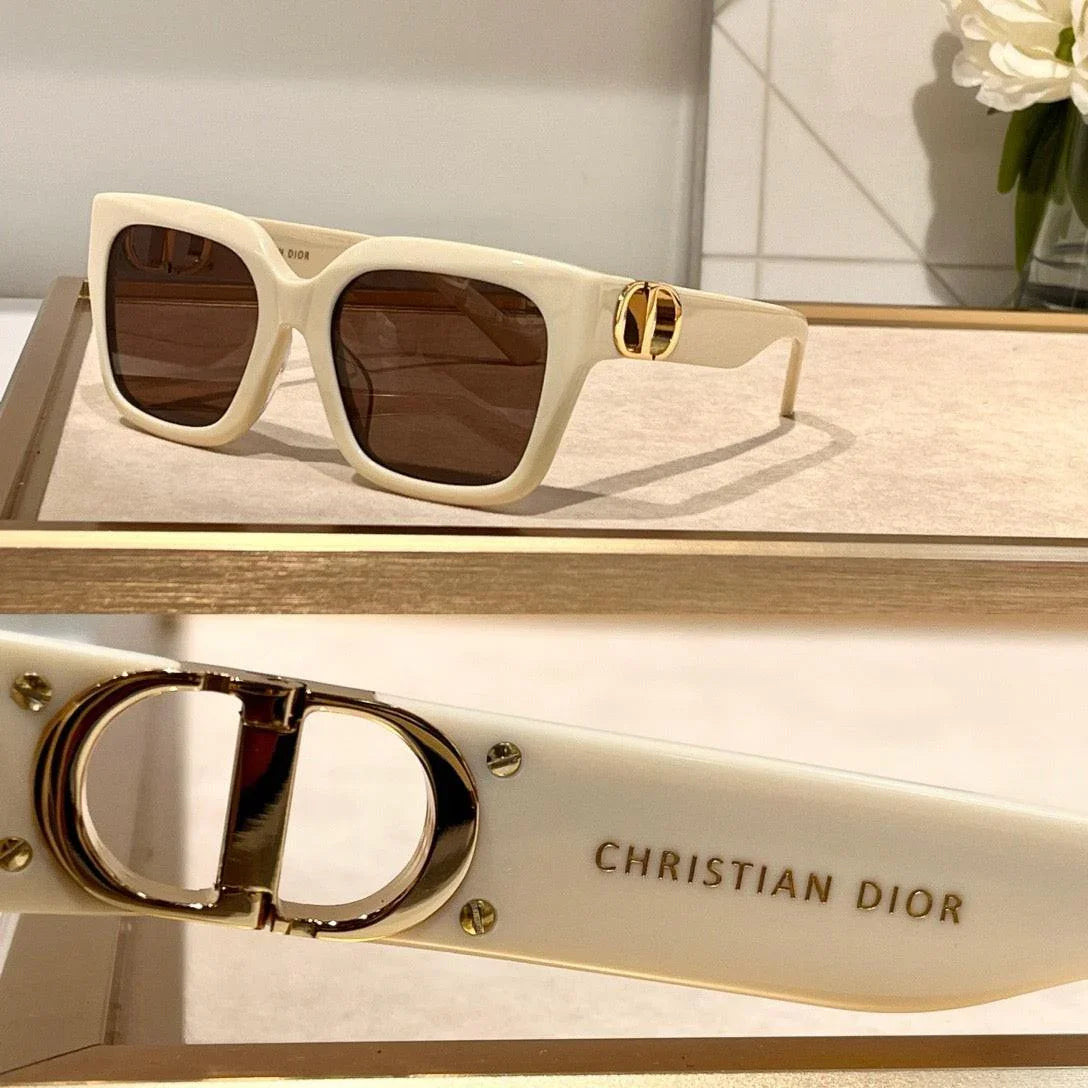 DIOR Sunglasses Dior 30Montaigne S8U Sunglasses✨