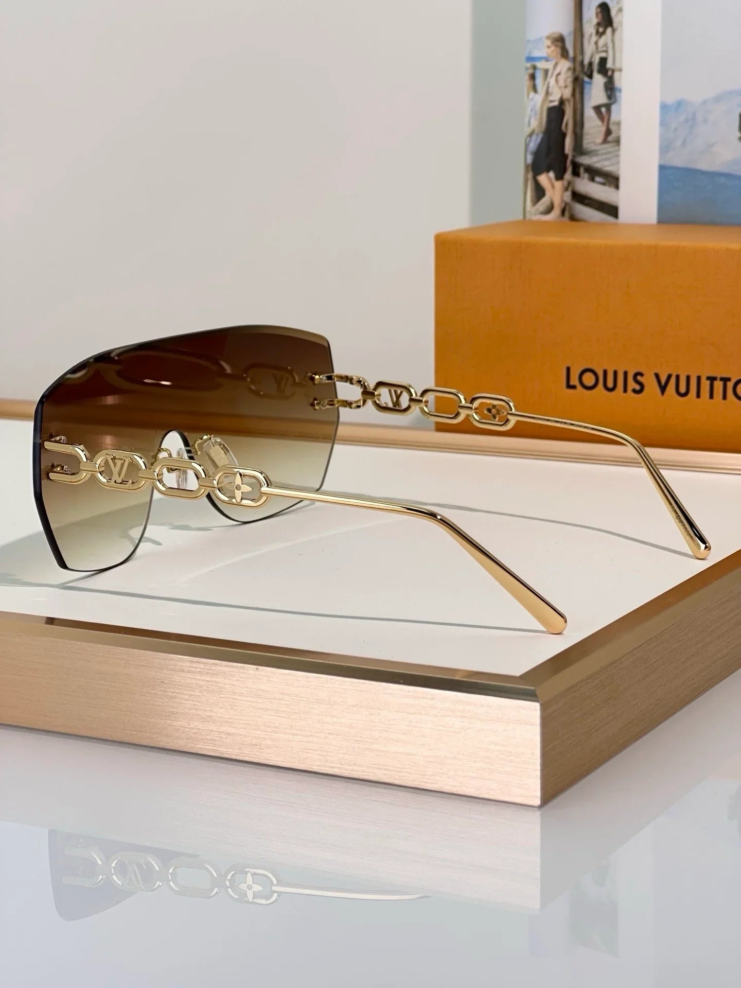 Louis Vuitton Z3108U LV Jewel Mask  Sunglasses NEW   ✨