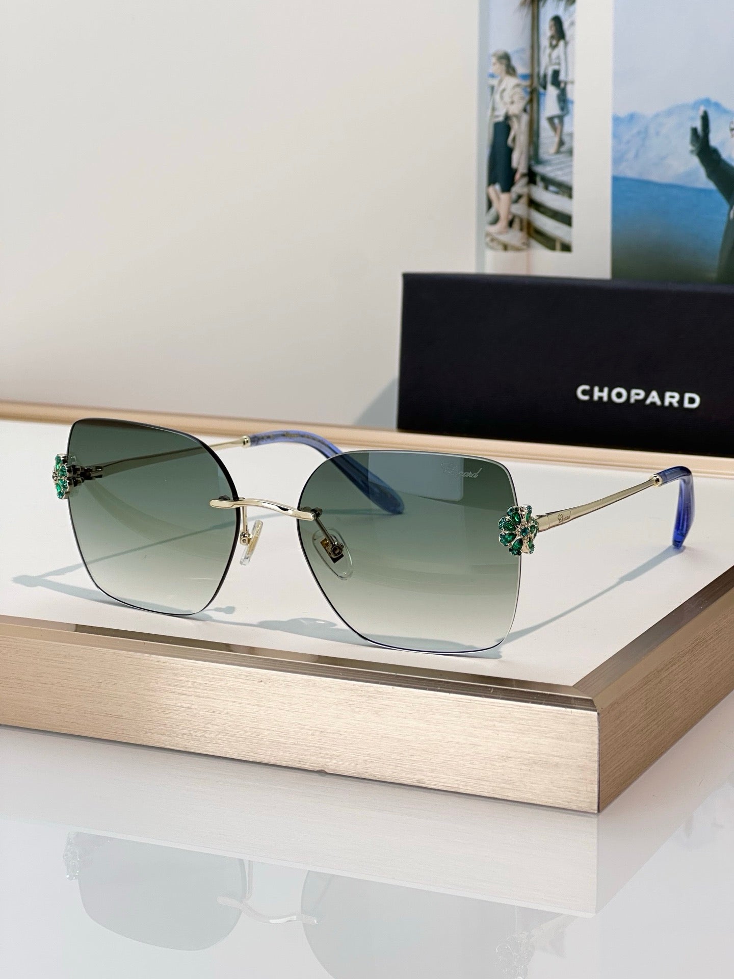 Chopard VCHL60S - 08FC Polished Copper Woman Sunglasses  ✨