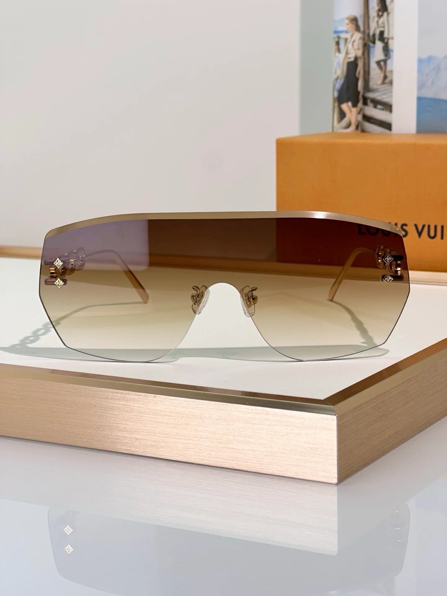 Louis Vuitton Z3108U LV Jewel Mask  Sunglasses NEW   ✨