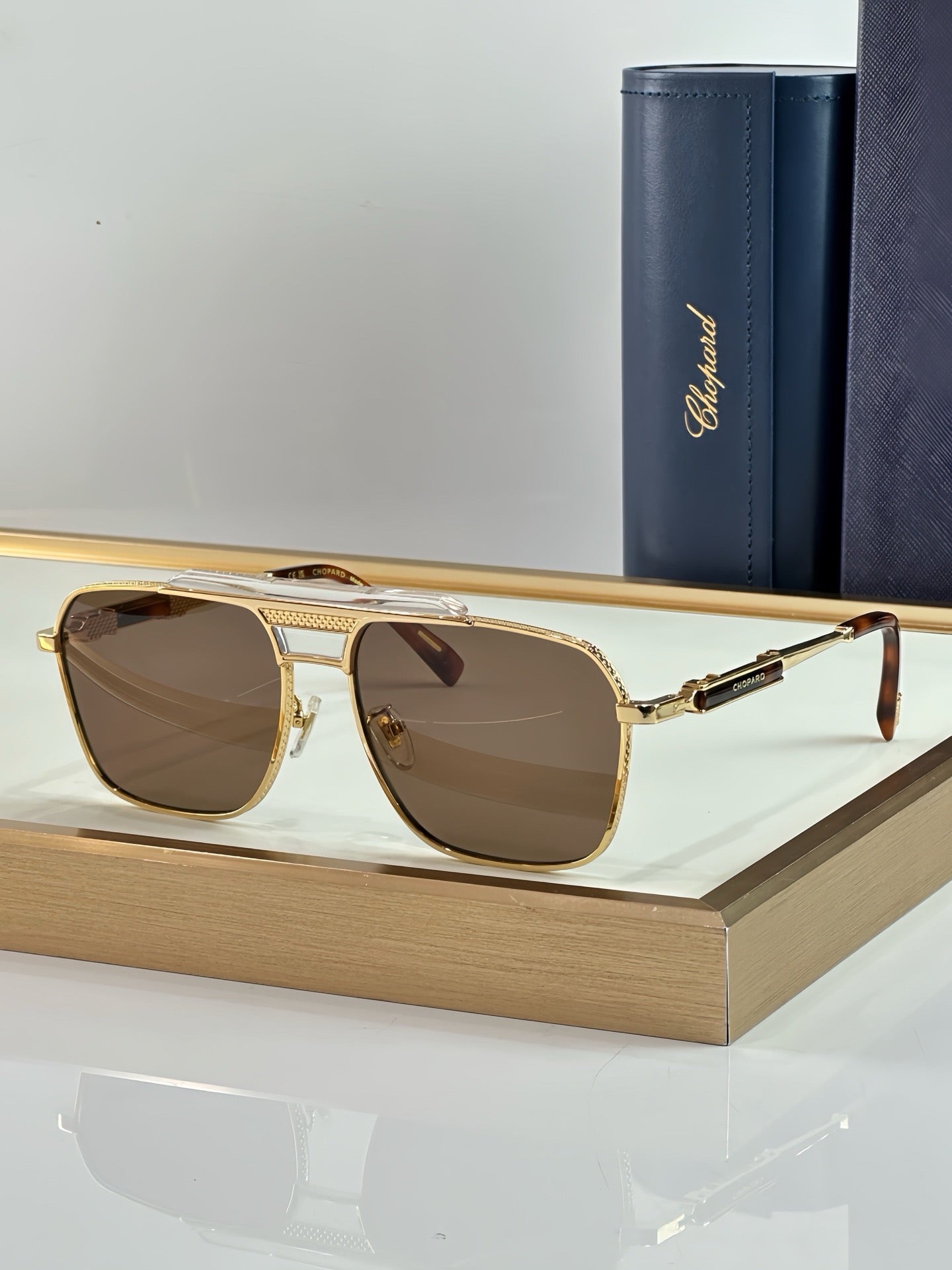 Chopard SCHM11 Men's Sunglasses  ✨