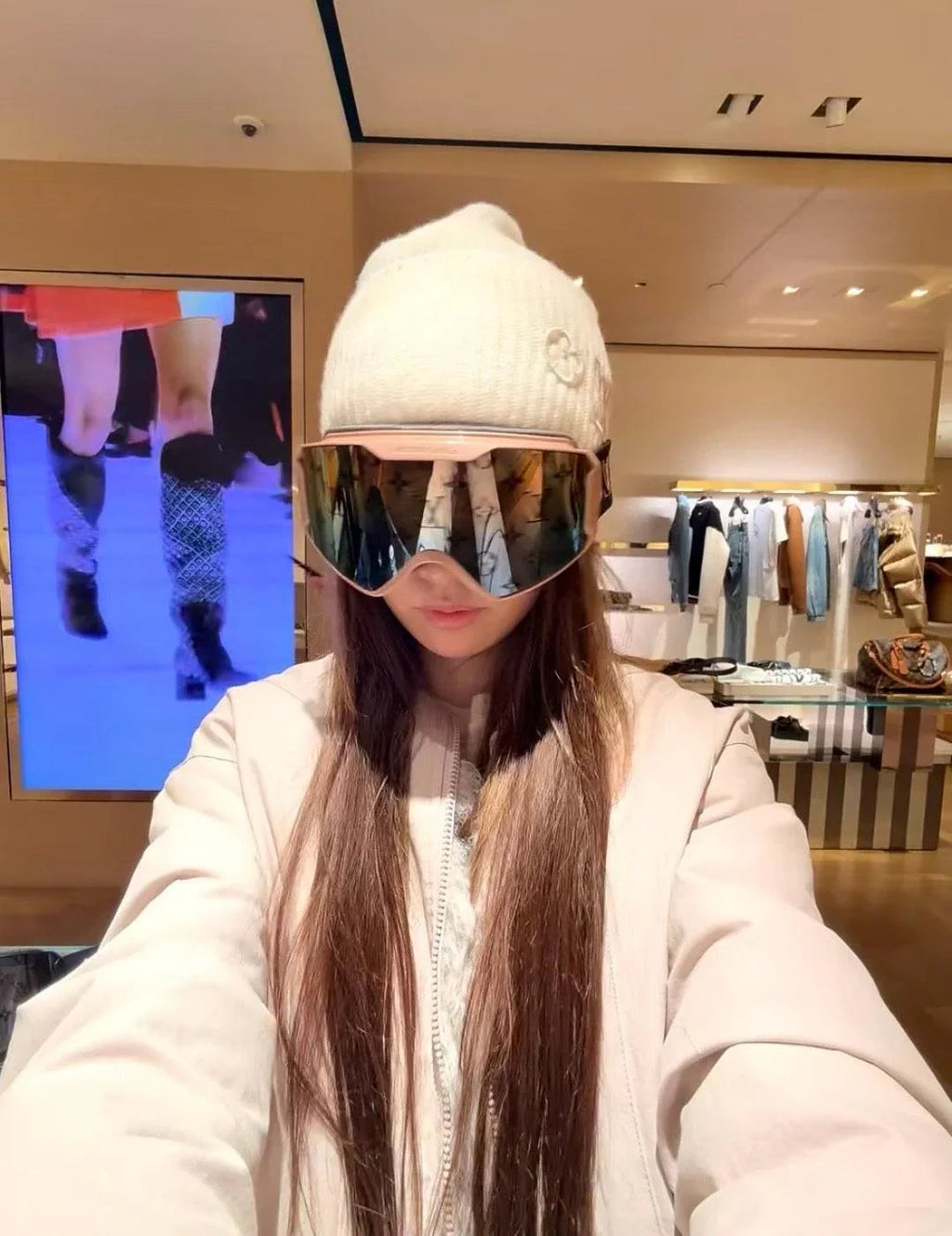 Louis Vuitton Z3137E LV Ski LV Snow Gradient Mask 🥽