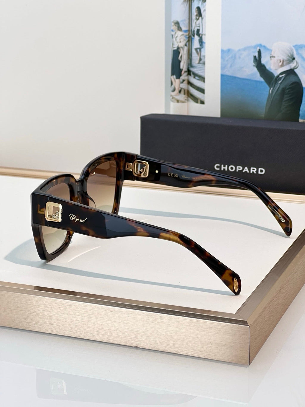 Chopard SCH406 0700 55 Sunglasses  ✨