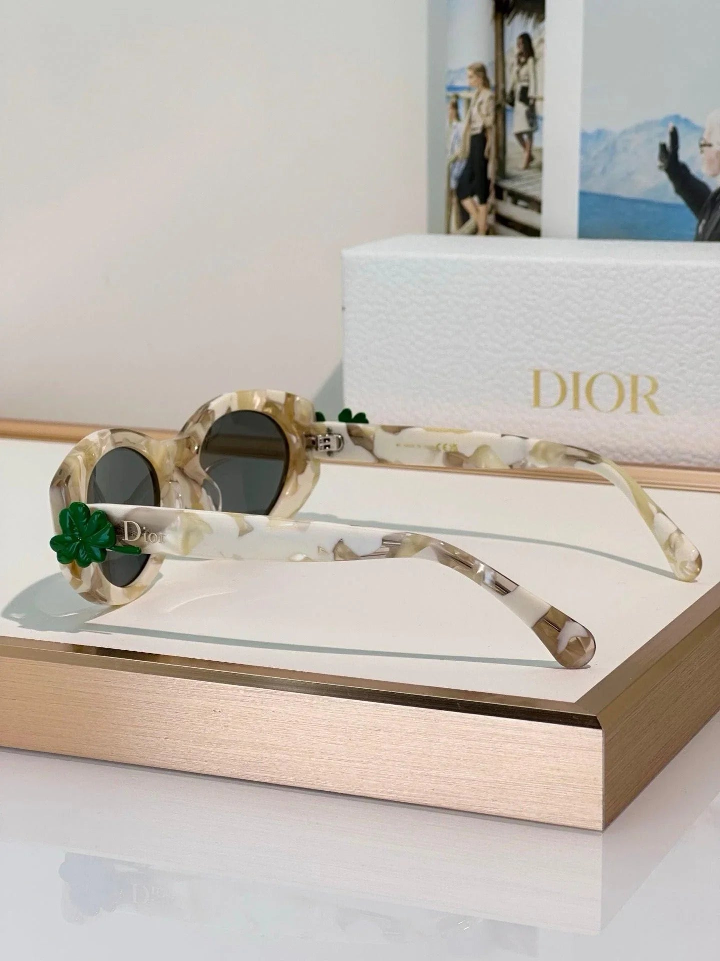 DIOR Dior Clover B1F Transparent Pink Oval  Sunglasses✨