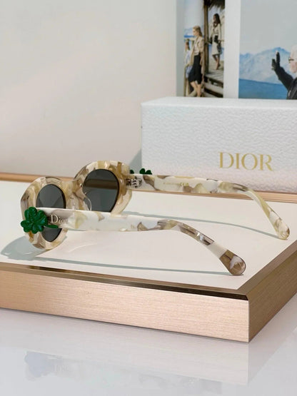 DIOR Dior Clover B1F Transparent Pink Oval  Sunglasses✨