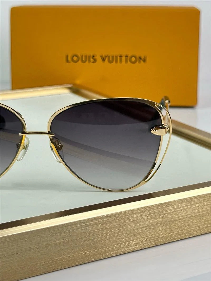 Louis Vuitton Z1305E A Nous Deux Sunglasses   ✨
