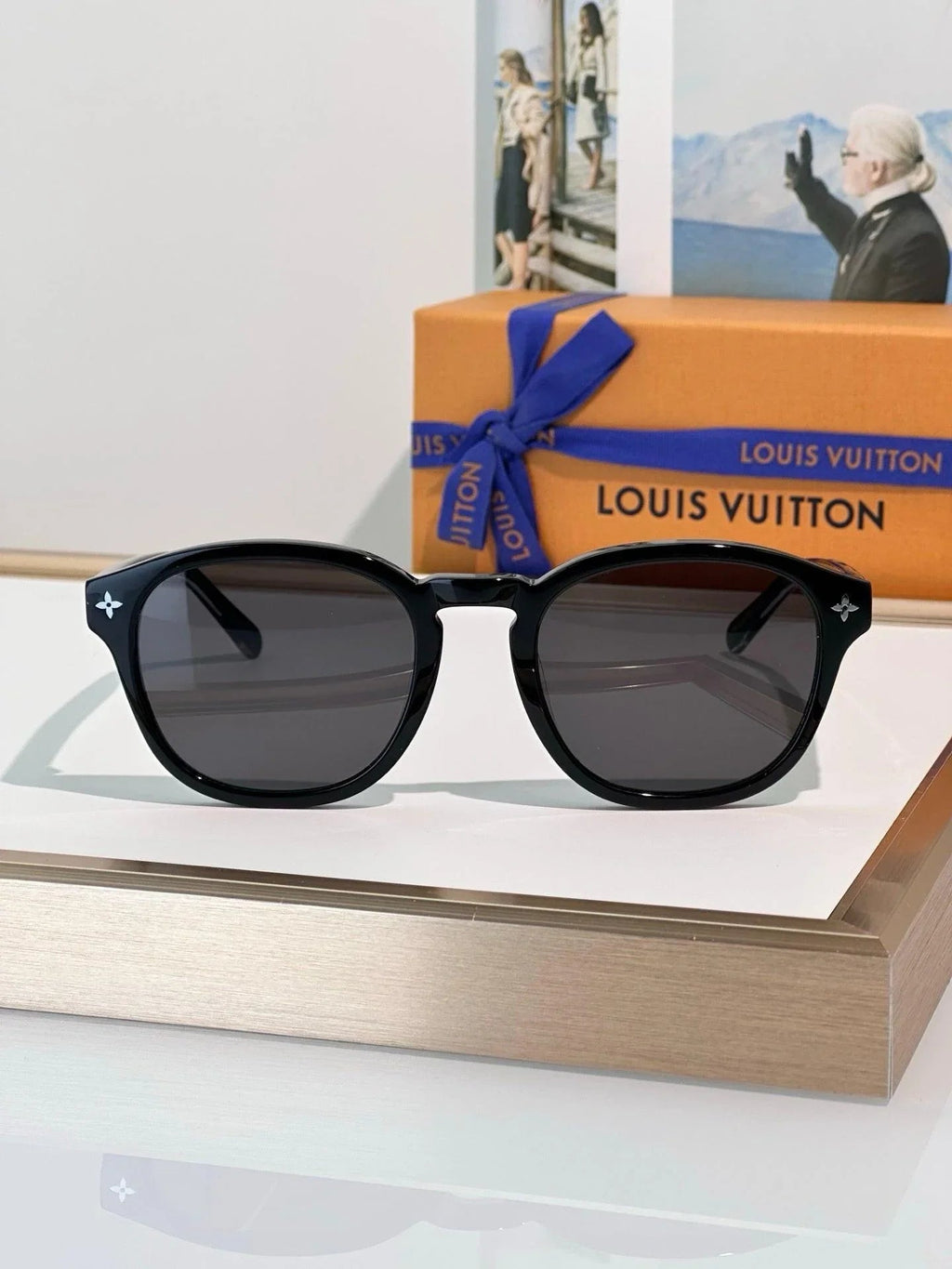 Louis Vuitton Z2809W LV Aura Pantos Sunglasses   ✨