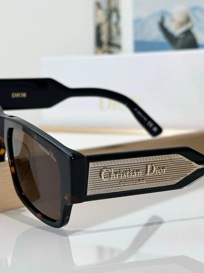 DIOR Christian Dior Label S1I 13A0 Sunglasses ✨