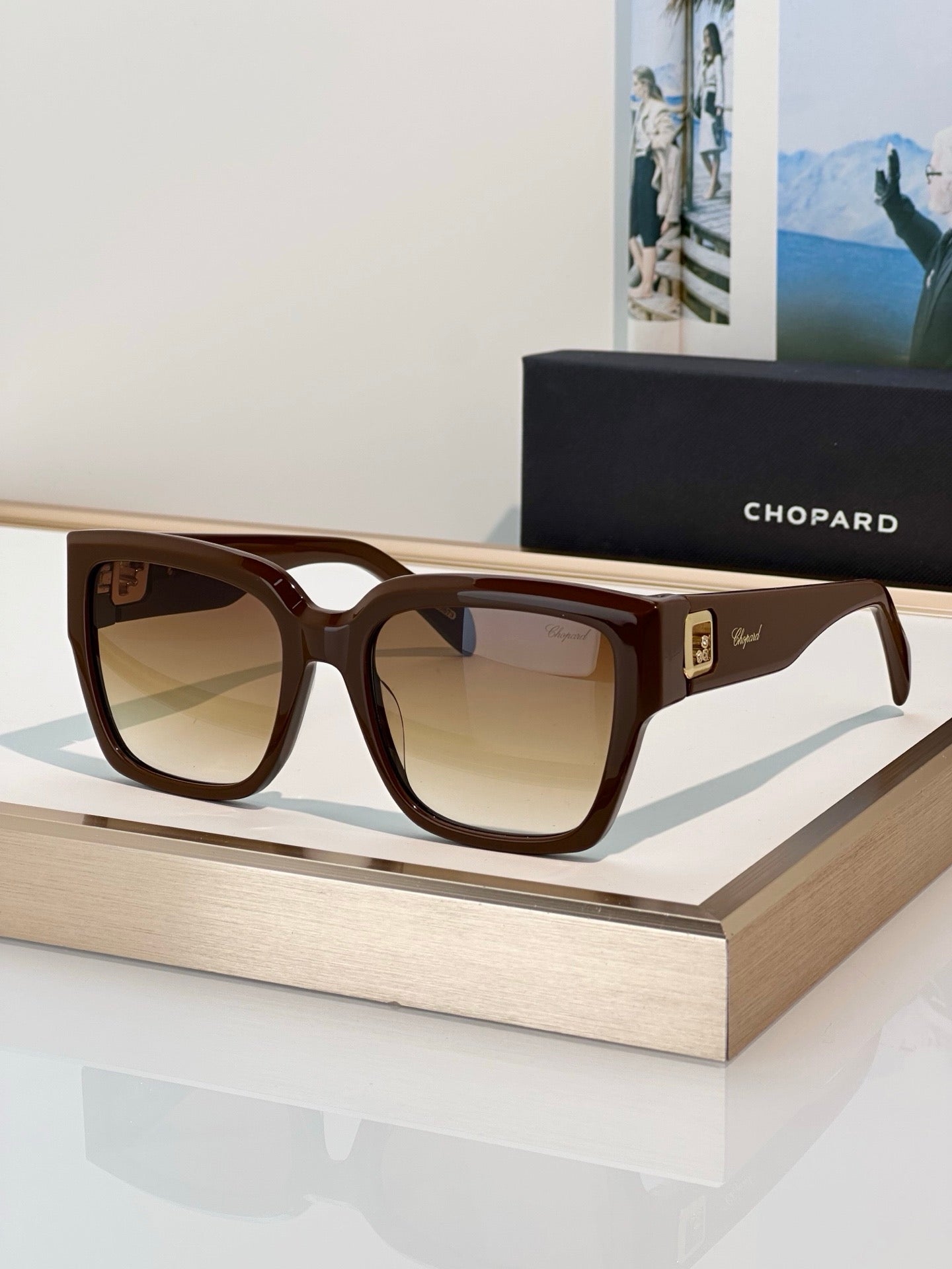 Chopard SCH406 0700 55 Sunglasses  ✨