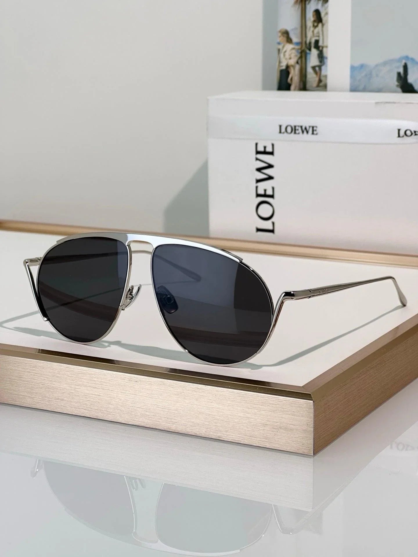 LOEWE Aviator-shaped 40180U Hillock  Sunglasses  ✨