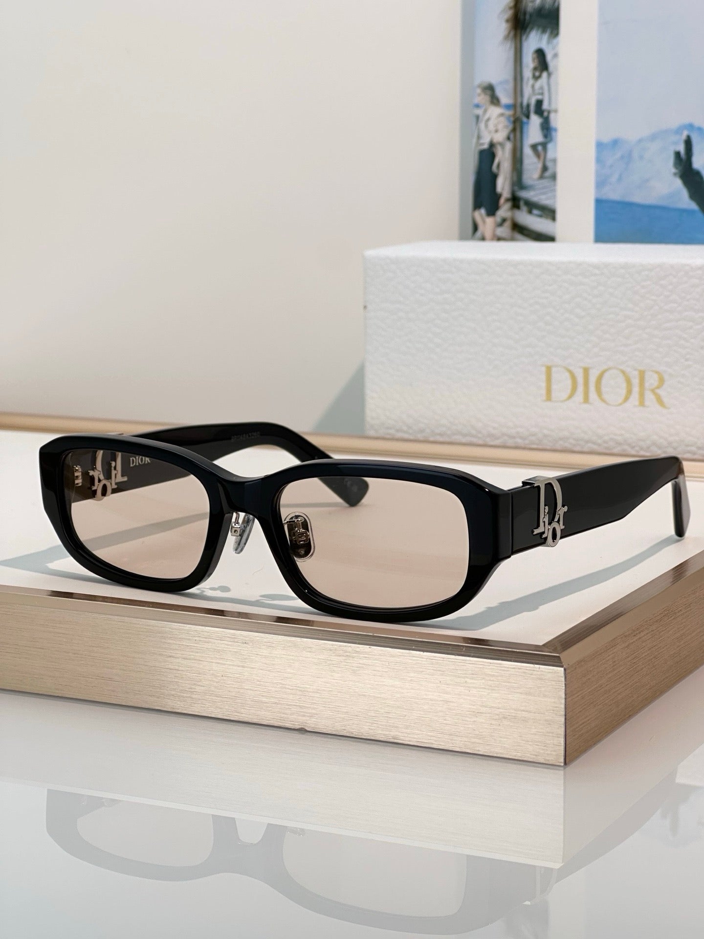 DIOR Oblique R2F Oval Sunglasses✨