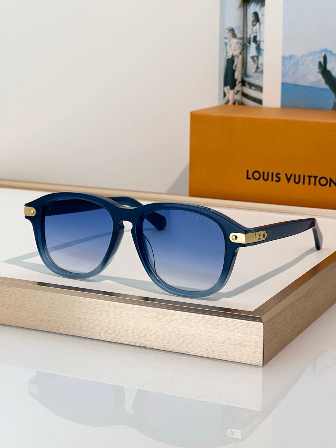 Louis Vuitton Z3125U LV Signature Aviator Sunglasses  ✨