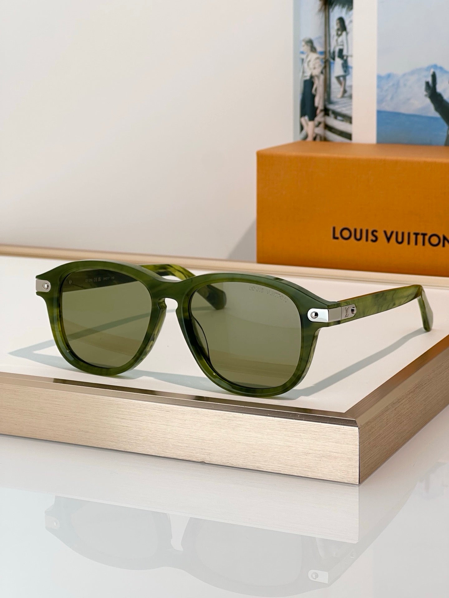 Louis Vuitton Z3125U LV Signature Aviator Sunglasses  ✨