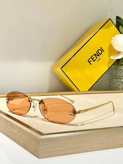 Fendi First FE4075US sunglasses in metal oval shape Women&