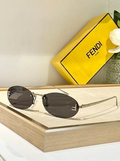 Fendi First FE4075US sunglasses in metal oval shape Women&