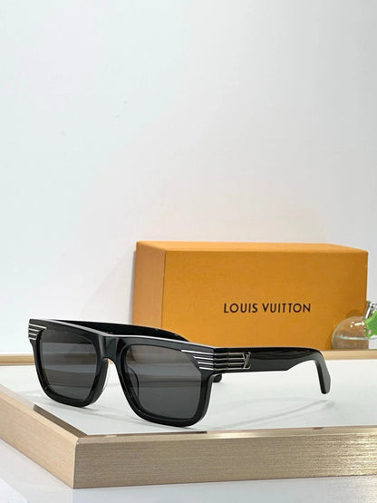 Louis Vuitton Z2746U LV Slide Square Sunglasses ✨