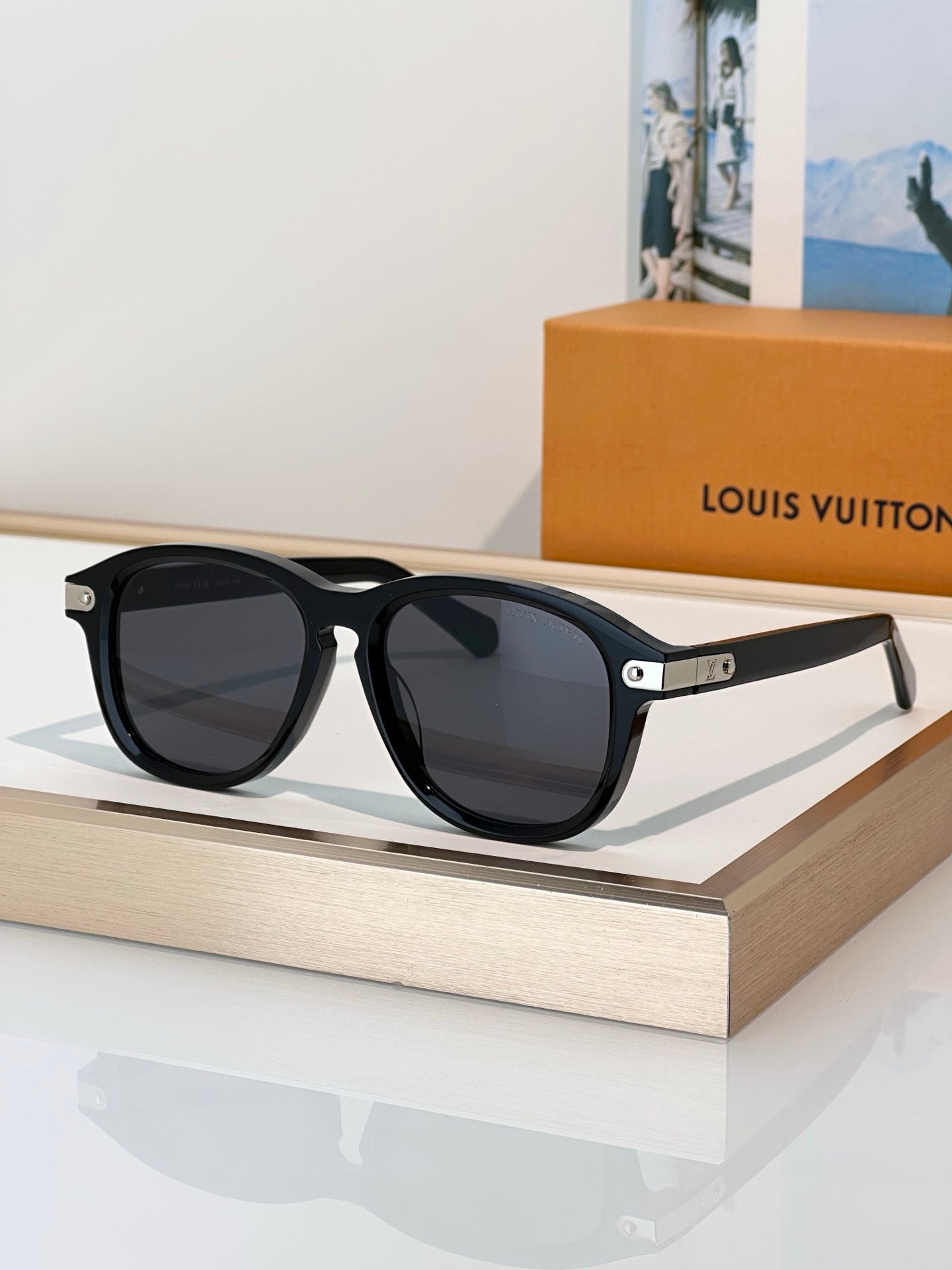 Louis Vuitton Z3125U LV Signature Aviator Sunglasses  ✨