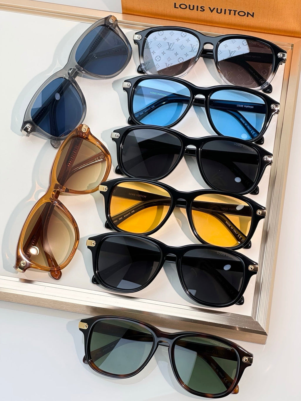 Louis Vuitton Z3075U LV Signature Aviator Sunglasses ✨