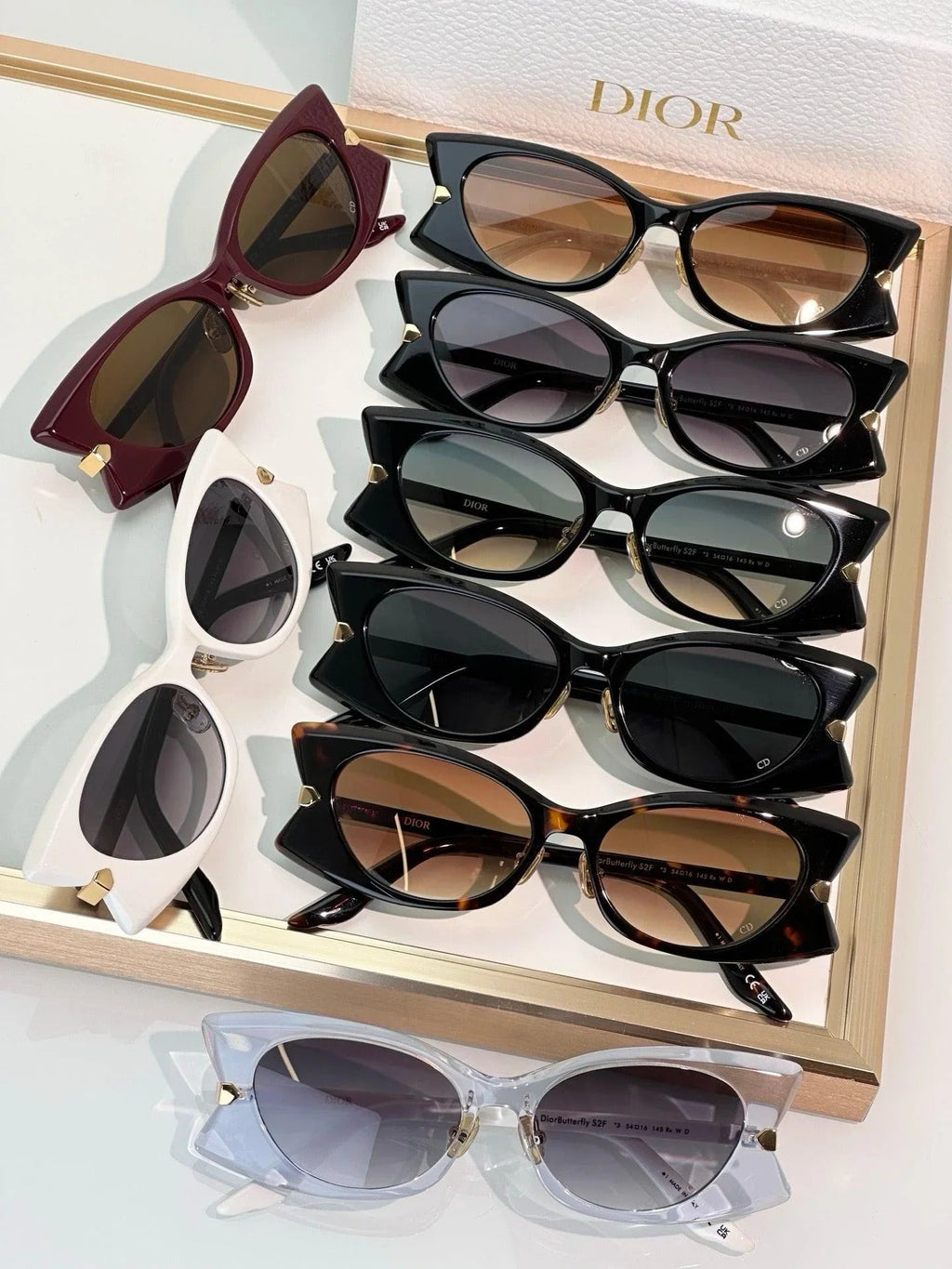 DIOR Dior DiorButterfly S2F Black Rectangular Sunglasses ✨