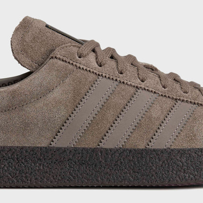 adidas Mendacino II SPZL - Blanch Brown / Shadow Red