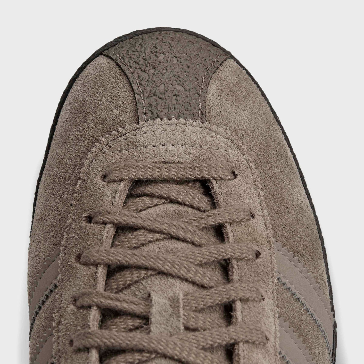 adidas Mendacino II SPZL - Blanch Brown / Shadow Red