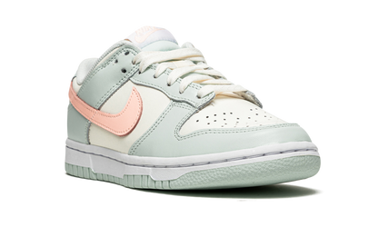 DUNK LOW WMNS "Barely Green" DD1503 104