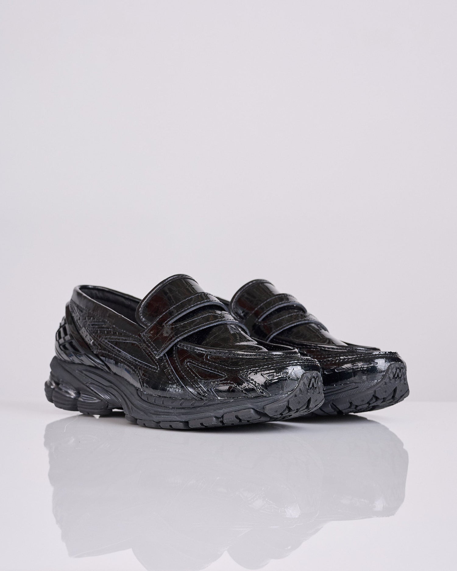 New Balance 1906L Loafer "Black Croc"