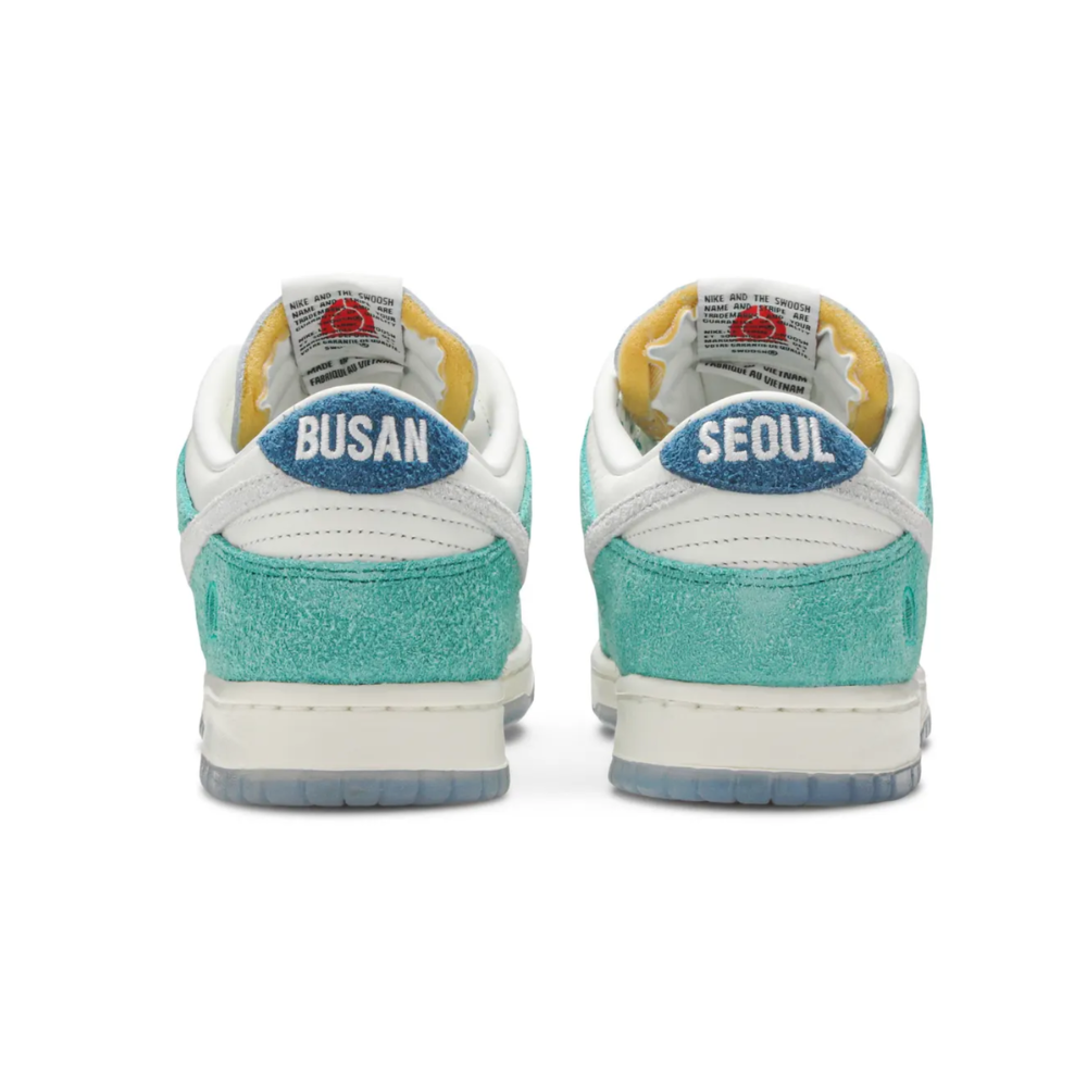 Nike Kasina x Dunk Low Road Sign